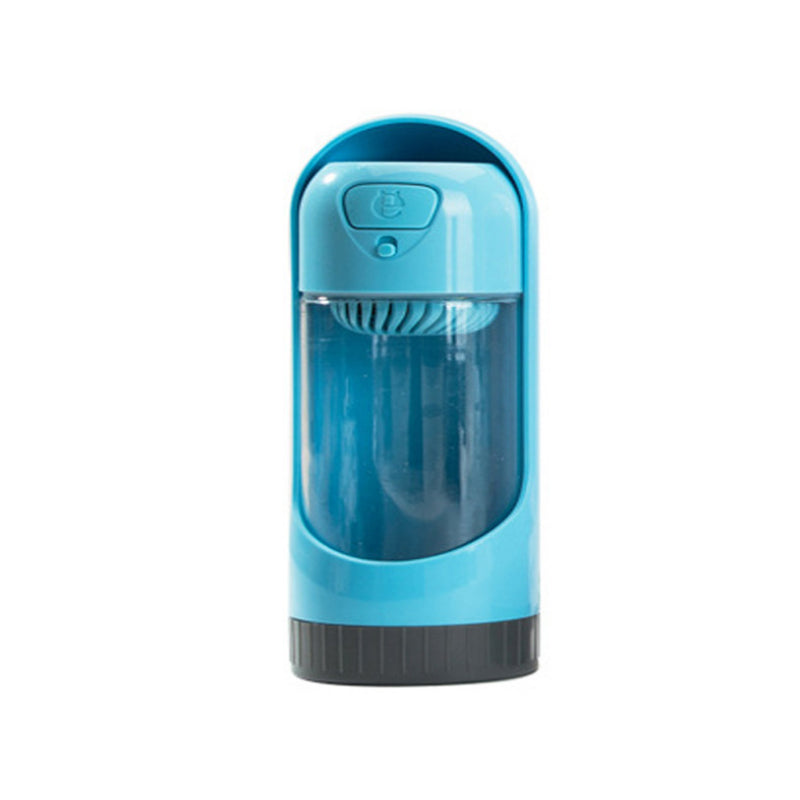 Wasserflasche für Haustiere im Freien