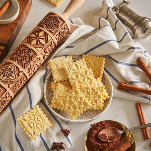 Geprägtes Nudelholz aus Holz