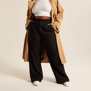 Bequeme taillierte Hose mit weitem Bein