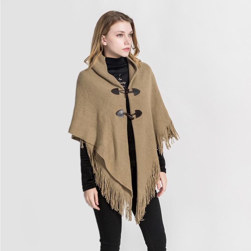 Strickjacke mit Knöpfen