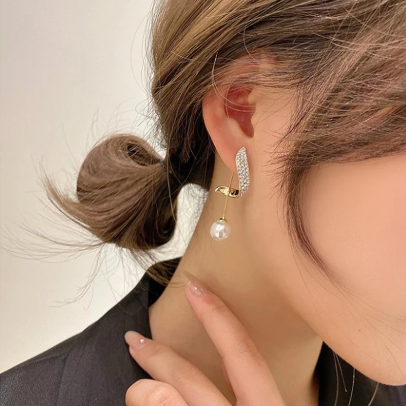 Elegante Damen Perlenohrringe