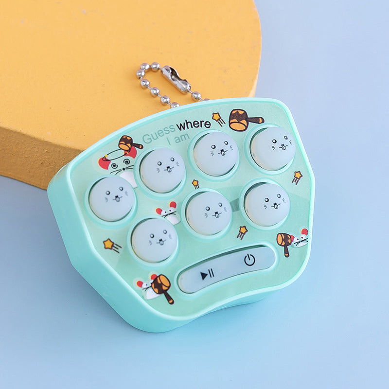 Lustiges Mini Schlag-einen-Maulwurf-Spiel für Kinder