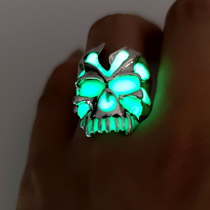 Halloween leuchtender Totenkopf Ring