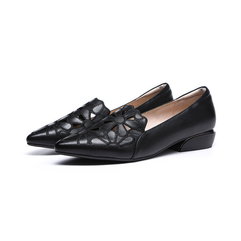 Weichem Leder Hohle bestickte Einzelschuhe