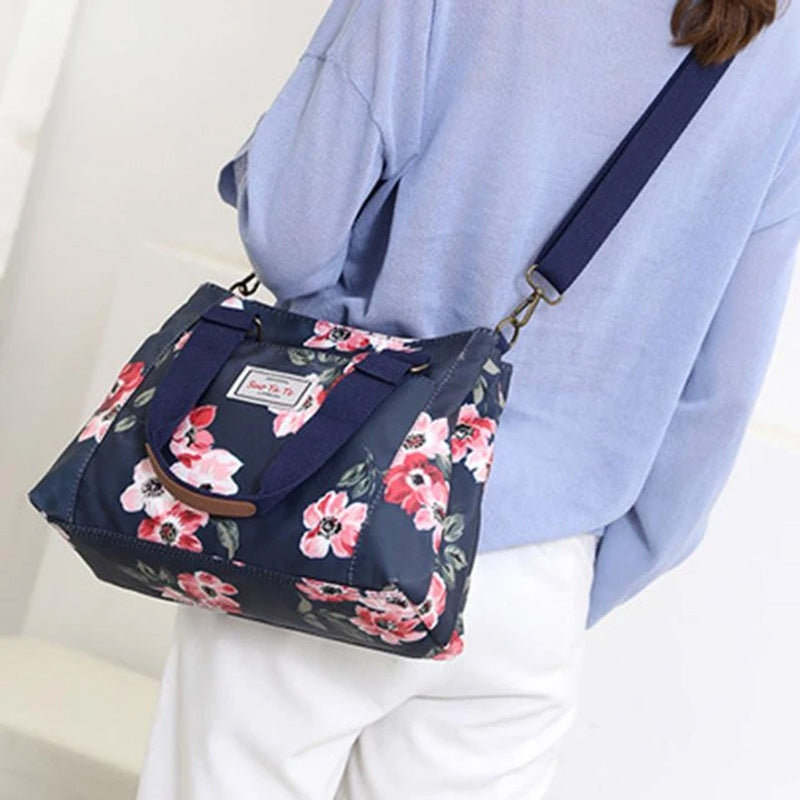 Schultertasche aus Nylon mit großem Fassungsvermögen