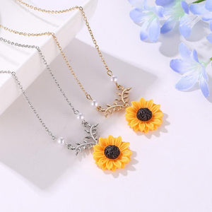 Charmante Perlen-Sonnenblumen-Halskette
