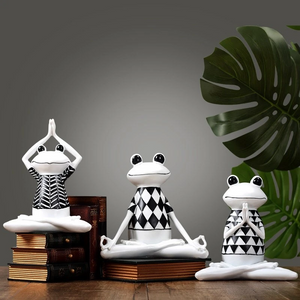 Yoga-Frosch-Ornament aus Harz