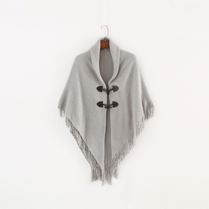 Strickjacke mit Knöpfen