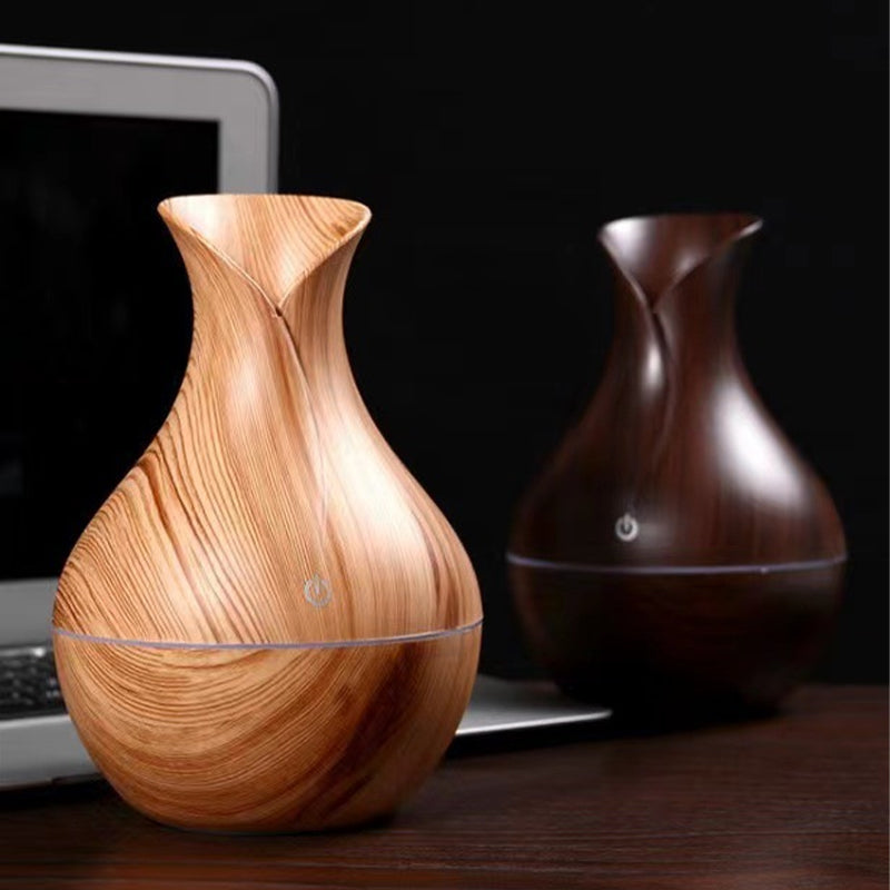 Luftbefeuchter in Vasen mit Holzmaserung für den Haushalt