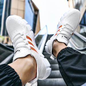 Stilvolle und Bequeme Sneakers