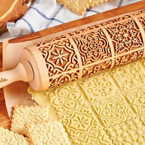 Geprägtes Nudelholz aus Holz