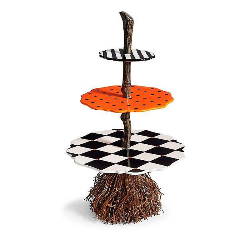 Halloween kreativer Besen Tisch