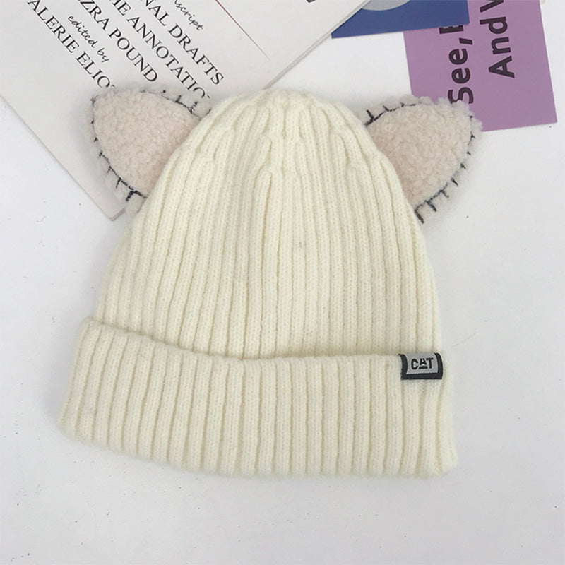 Strickmütze mit Bärenohren