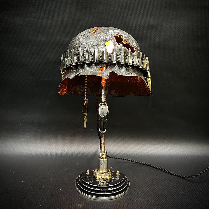 Kriegsrelikte Lampe